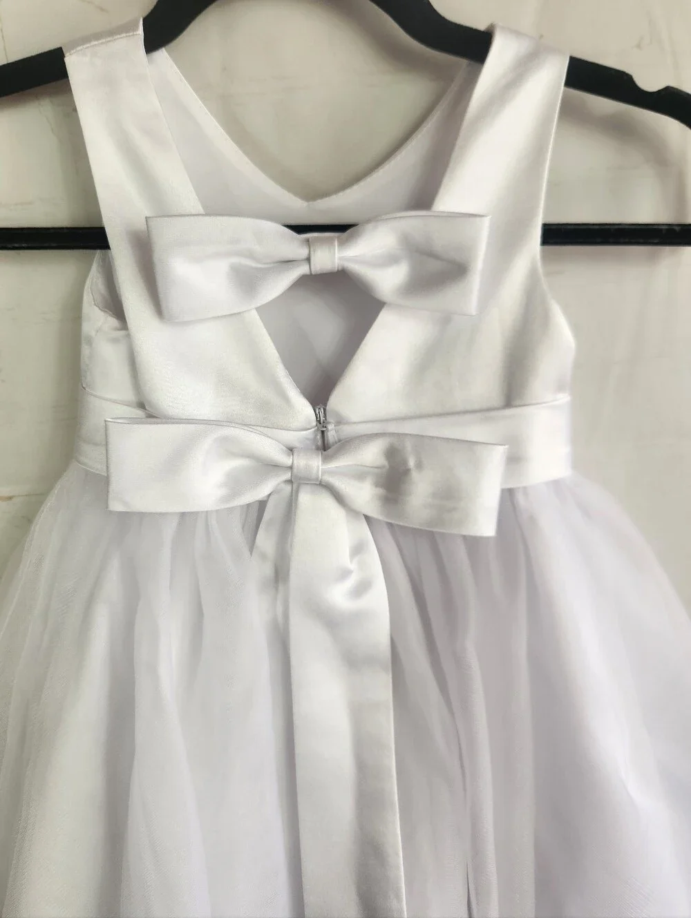 AZAZIE Marlee Flower Girl Dress White Satin Tulle Bow Back Wedding Size 3 NWT